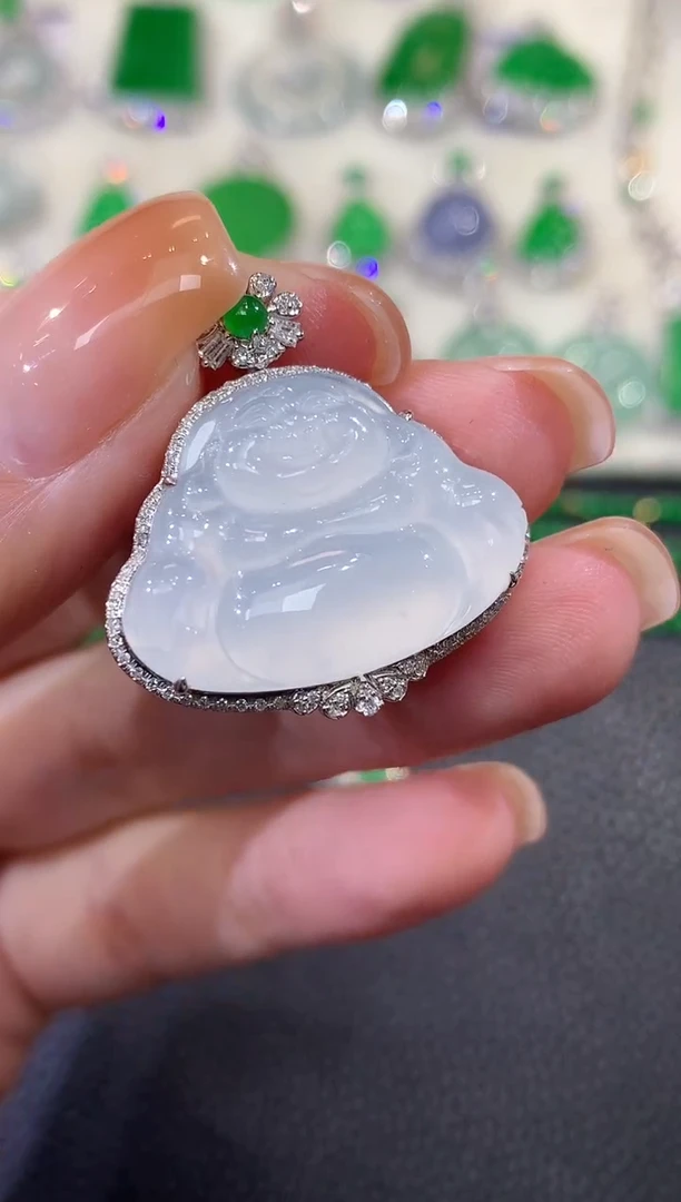 吊坠(不含链)18K金镶嵌翡翠A41