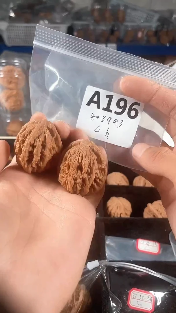 把件文玩核桃39麦穗虎头