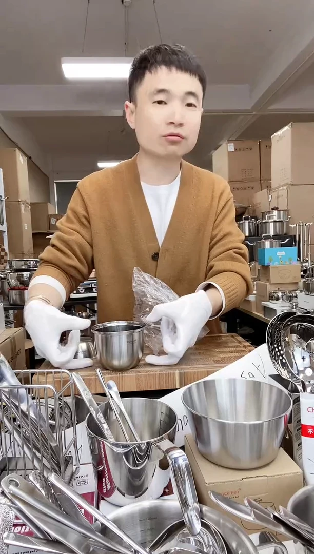A01 微瑕卓德铭炖盅