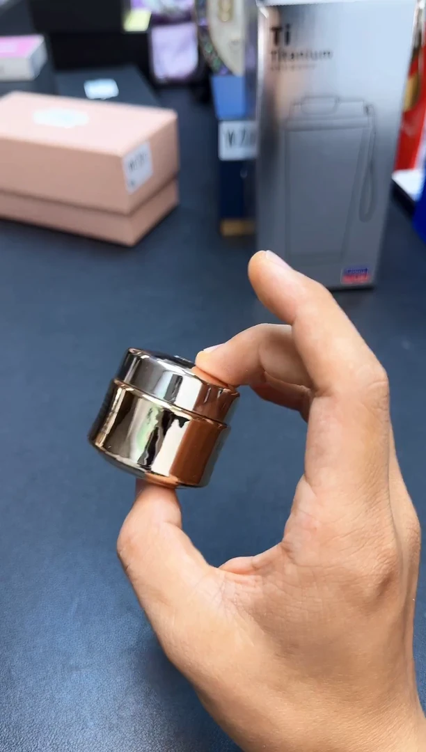 瓷片全新正品一件不留@@CQ301