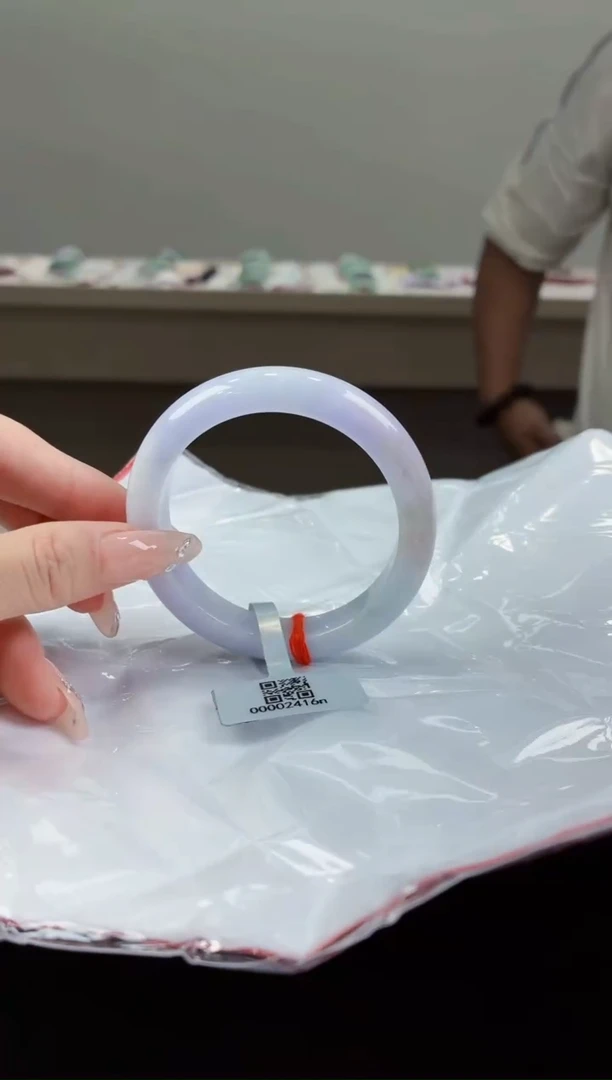未镶嵌手镯翡翠8