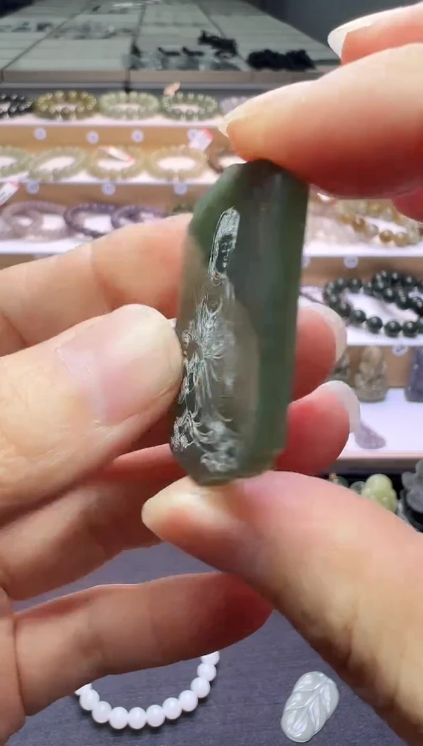 颈饰未镶嵌和田玉95号链接包容