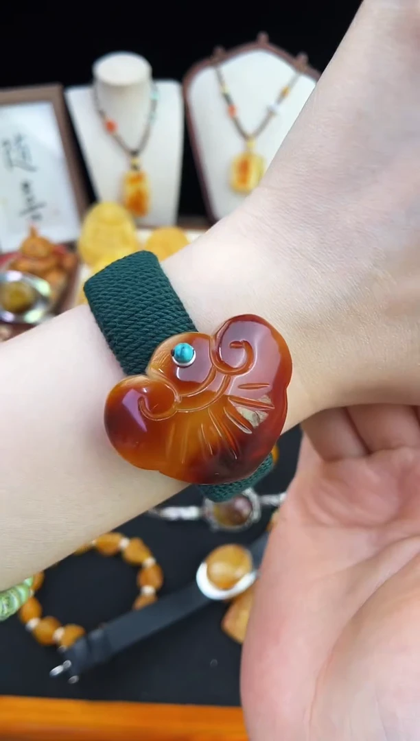 琥珀未镶嵌珠宝奇石柒月