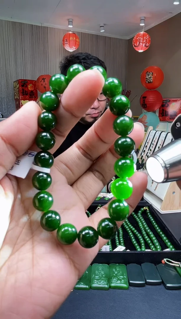 【闪购商品】和田玉（碧玉）手串未镶嵌±10mm 俄7辣阳绿色单圈