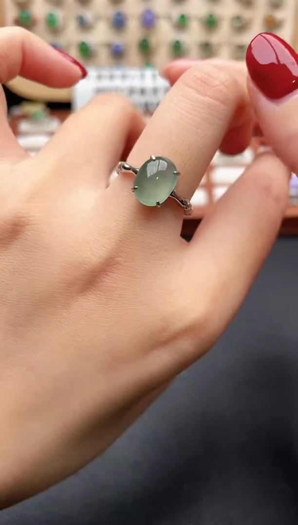 银S925镶嵌戒指翡翠一物一证一礼盒