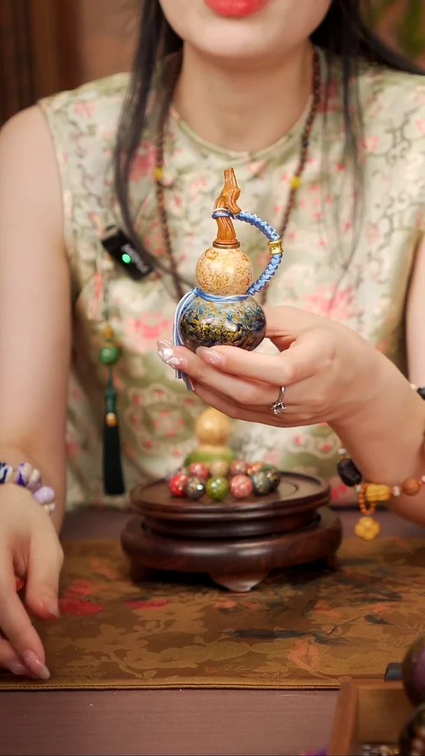 188易林大漆开口小葫芦----178