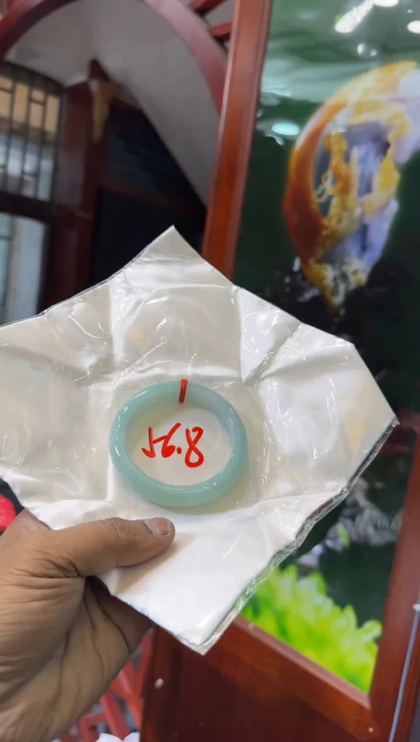 未镶嵌手镯翡翠手镯