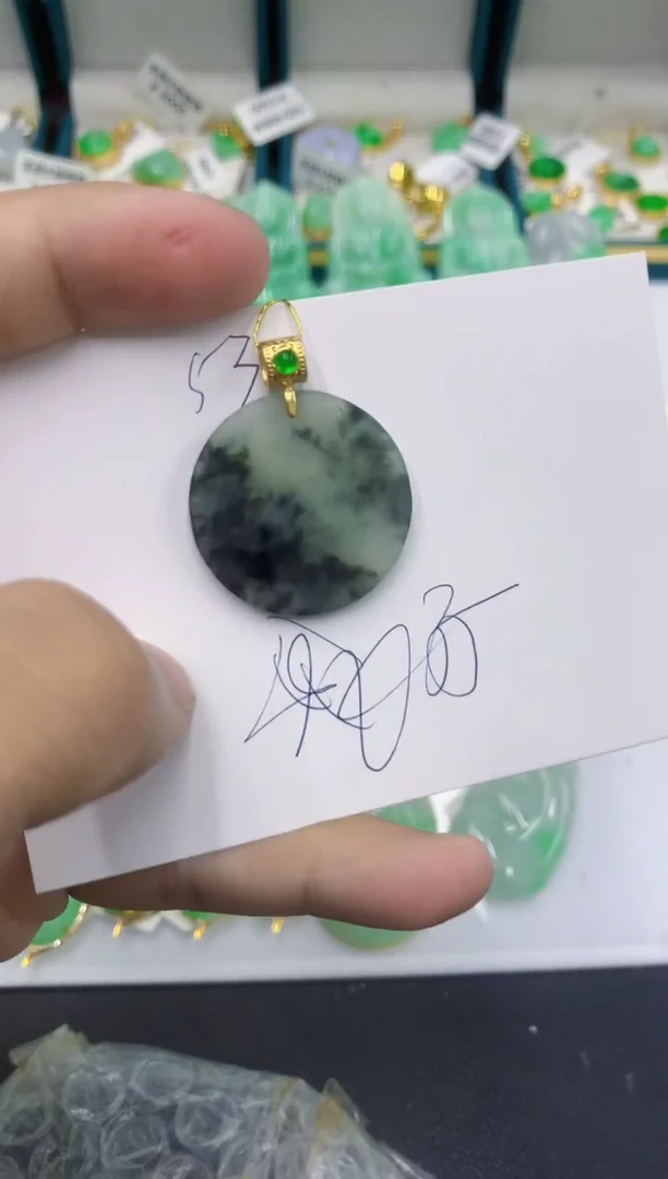 颈饰未镶嵌翡翠1111111111