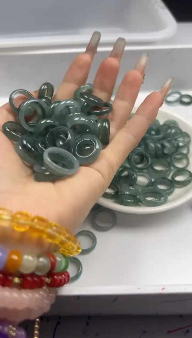 翡翠未镶嵌颈饰X1003蓝水翡翠跑环*1颗