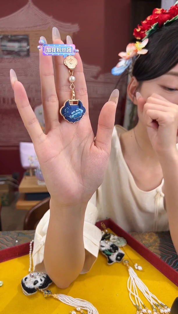 刺绣苏绣世家非遗手工（压襟）