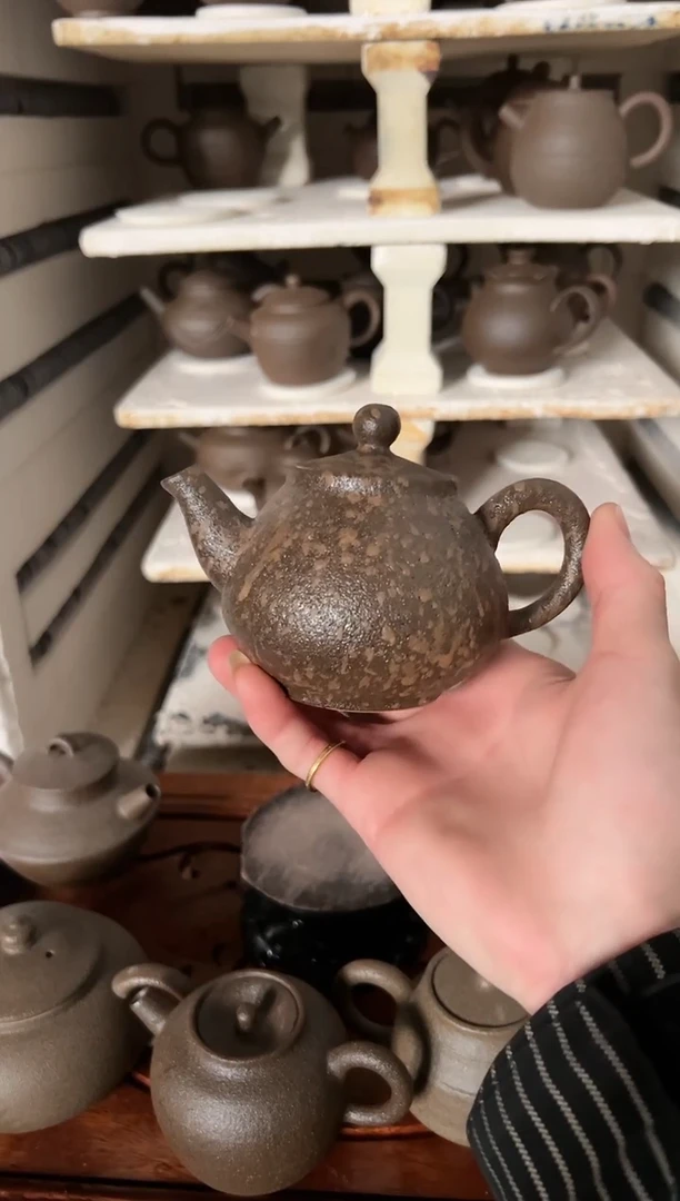 【闪购商品】冰碛岩 陶制手工壶
