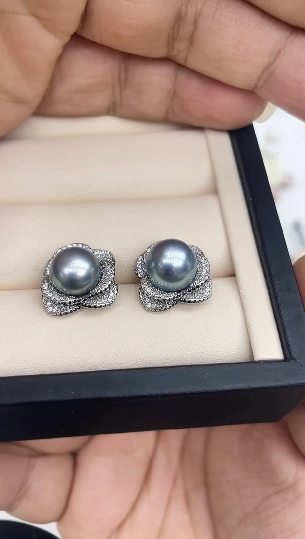【闪购商品】海水珍珠耳饰银S925镶嵌铂金灰耳钉