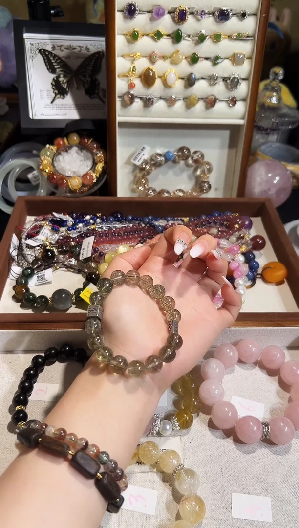 银S925镶嵌手链水晶多样性（X4拍）发其一，颜色微差