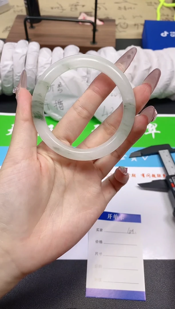 未镶嵌手镯石英质玉41-55