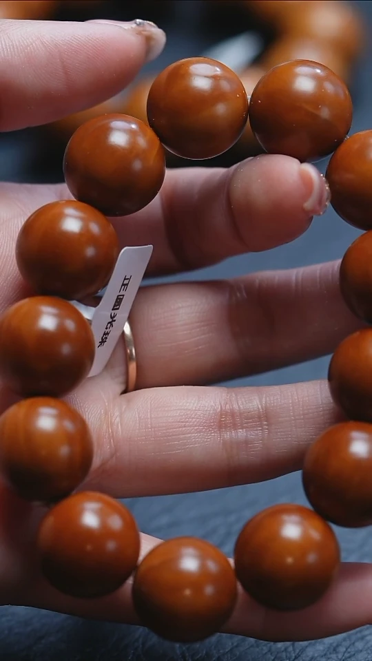 【闪购商品】橄榄核吊坠苏工橄榄核