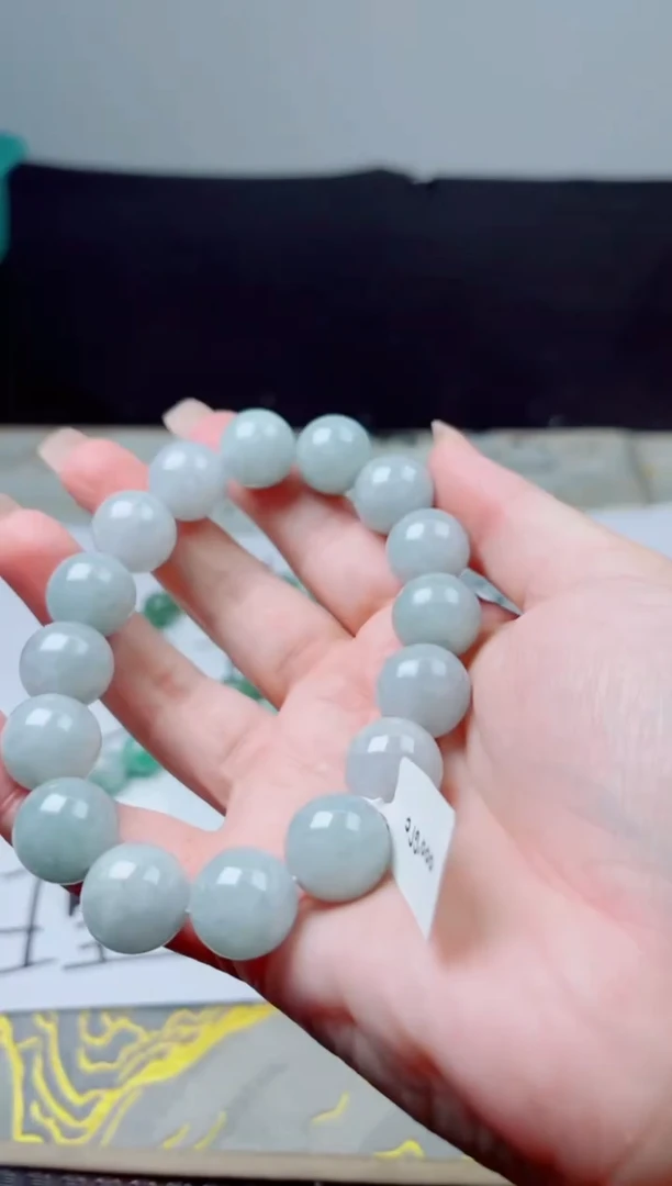 未镶嵌定制翡翠翡翠