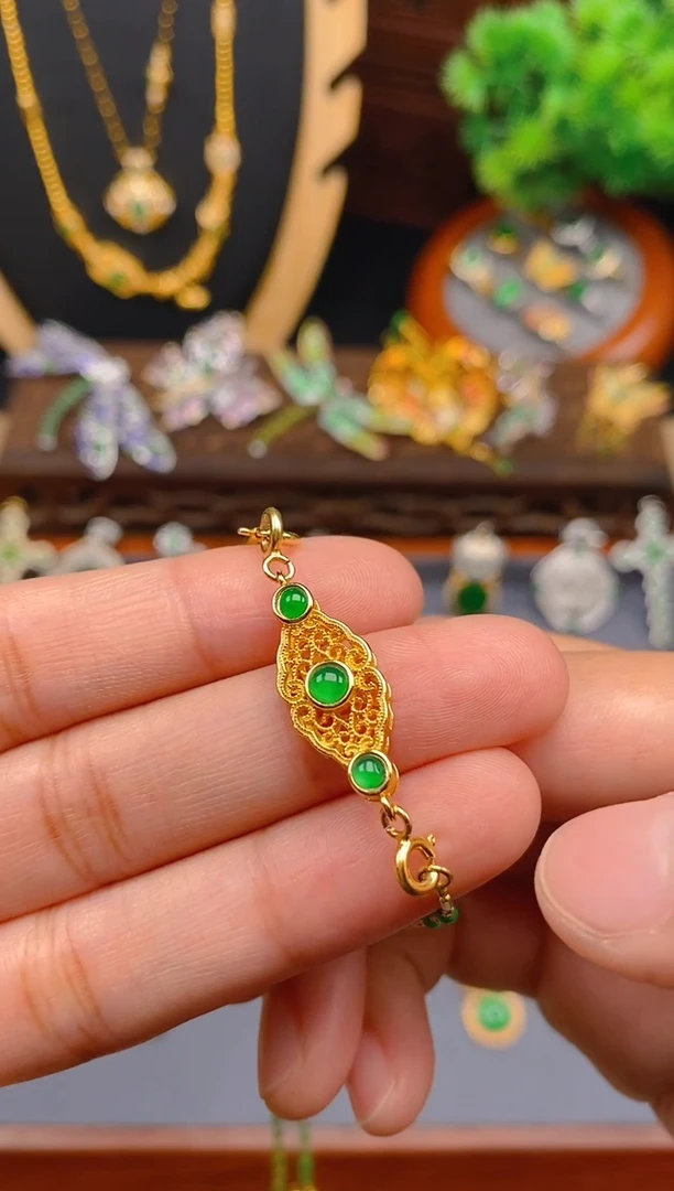 【闪购商品】翡翠吊坠(不含链)银S925镶嵌花丝延长链