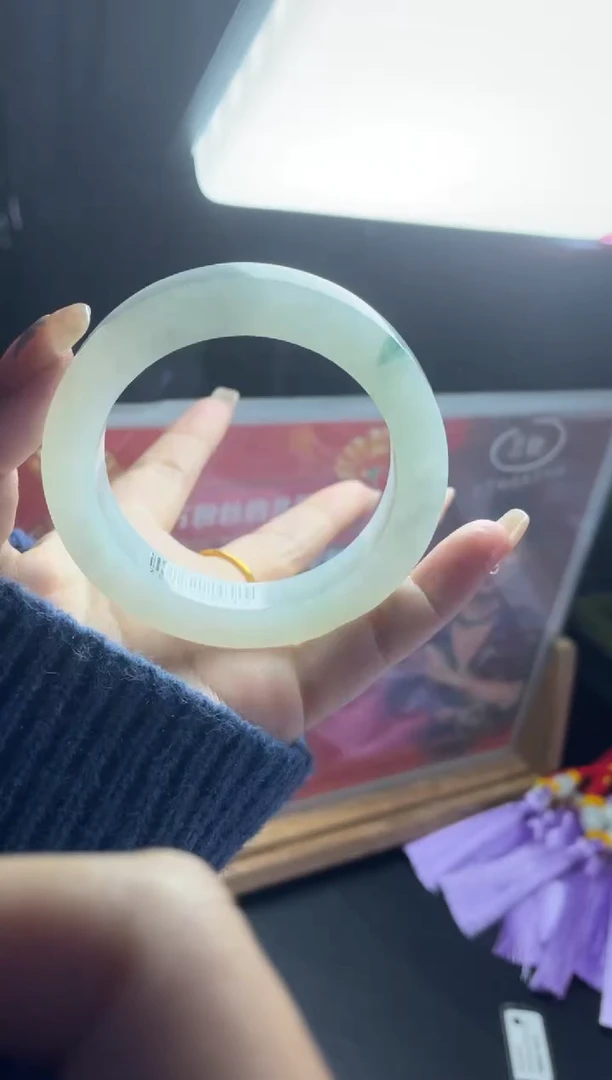 【闪购商品】定制翡翠手镯未镶嵌手镯DDQ/发一件