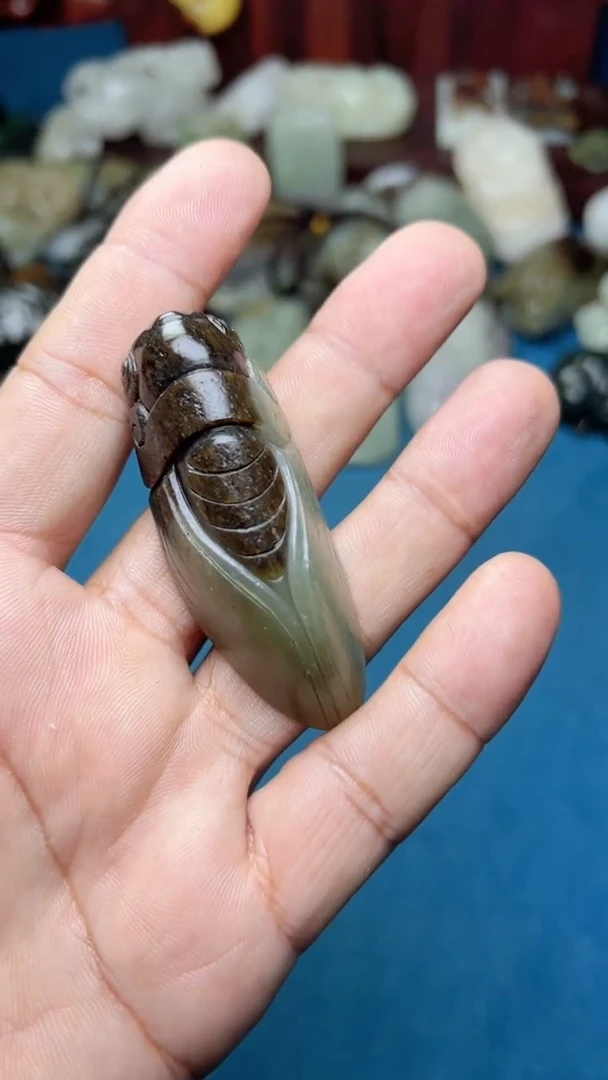 和田玉未镶嵌把件=