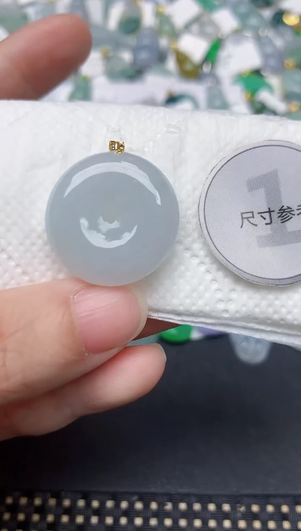 颈饰18K金镶嵌翡翠天然缅甸A货翡翠