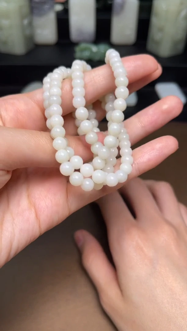 和田玉未镶嵌颈饰53  卡6 108