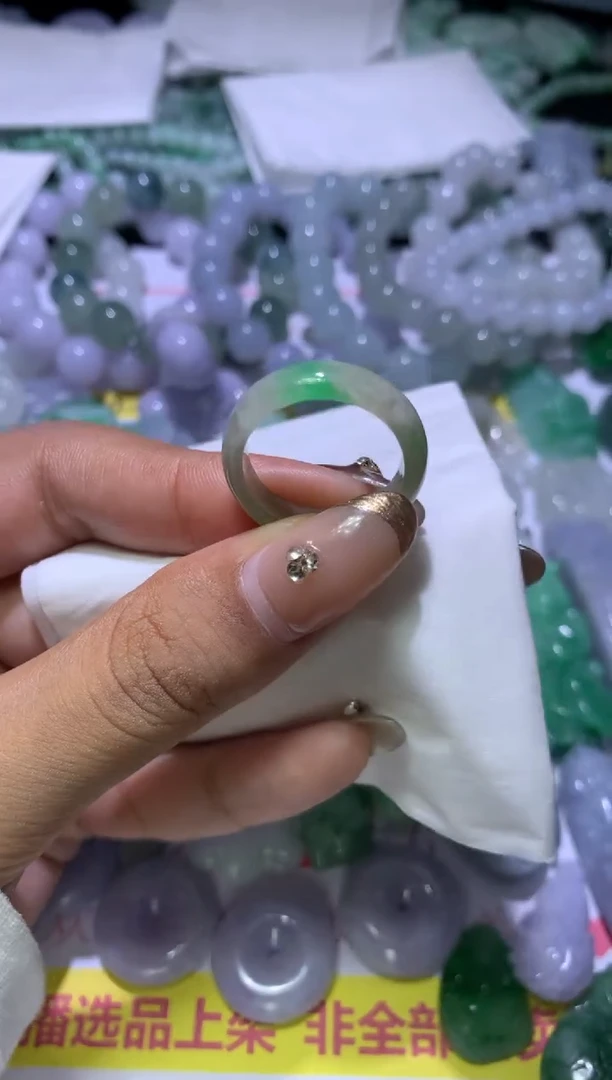 【闪购商品】翡翠挂件未镶嵌MJX032656