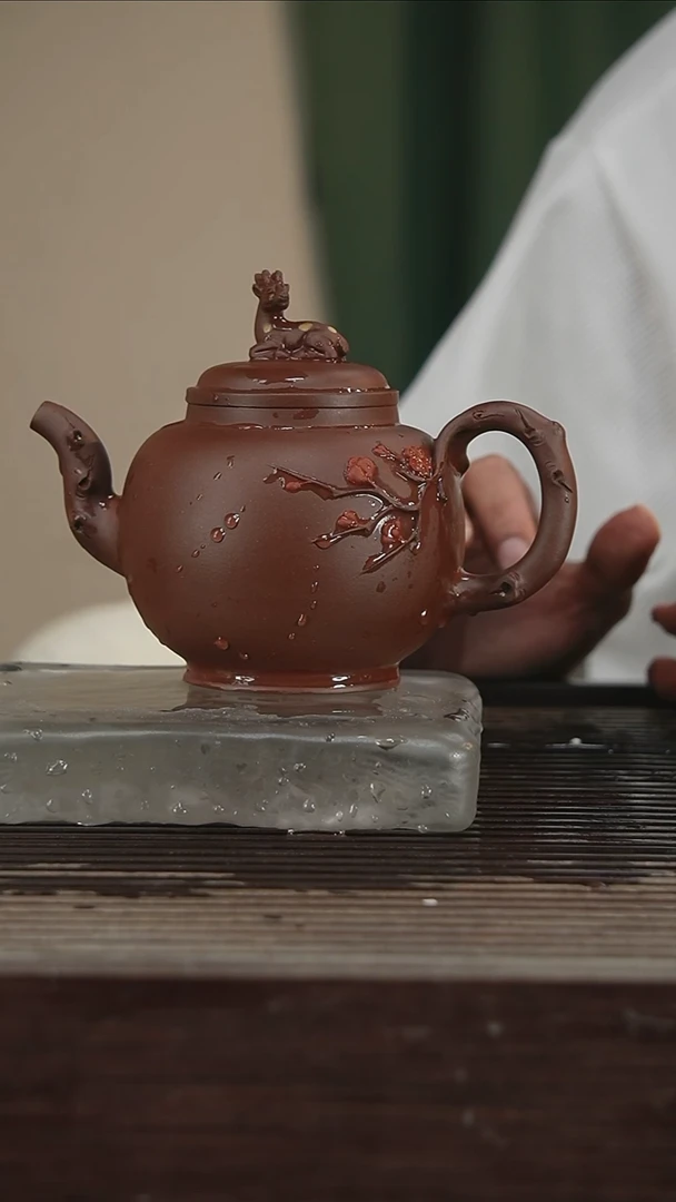 茶壶紫砂高工，带证380CC