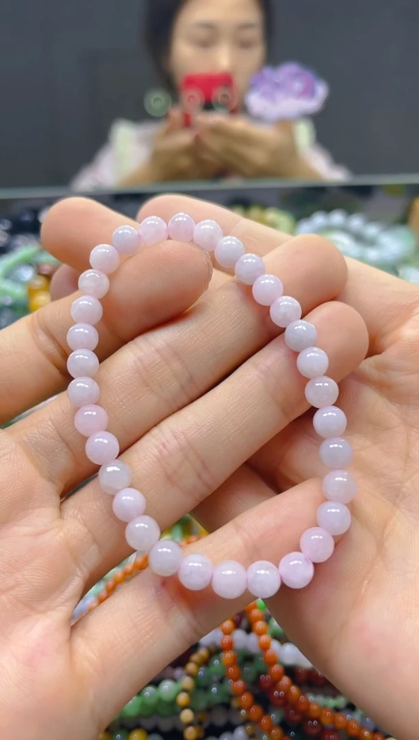 颈饰未镶嵌翡翠5MM/J/翡翠A货，一件也是批发价