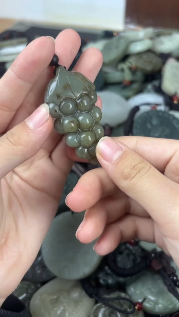 【闪购商品】和田玉颈饰未镶嵌1