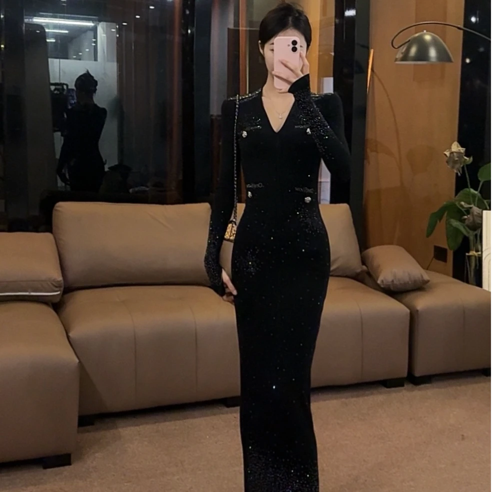 【O.S&oneshow】2024新款法式名媛璀璨星空气质满天星显瘦收腰长袖