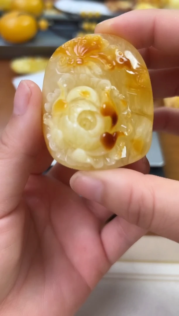 未镶嵌蜜蜡裸石蜜蜡吊坠