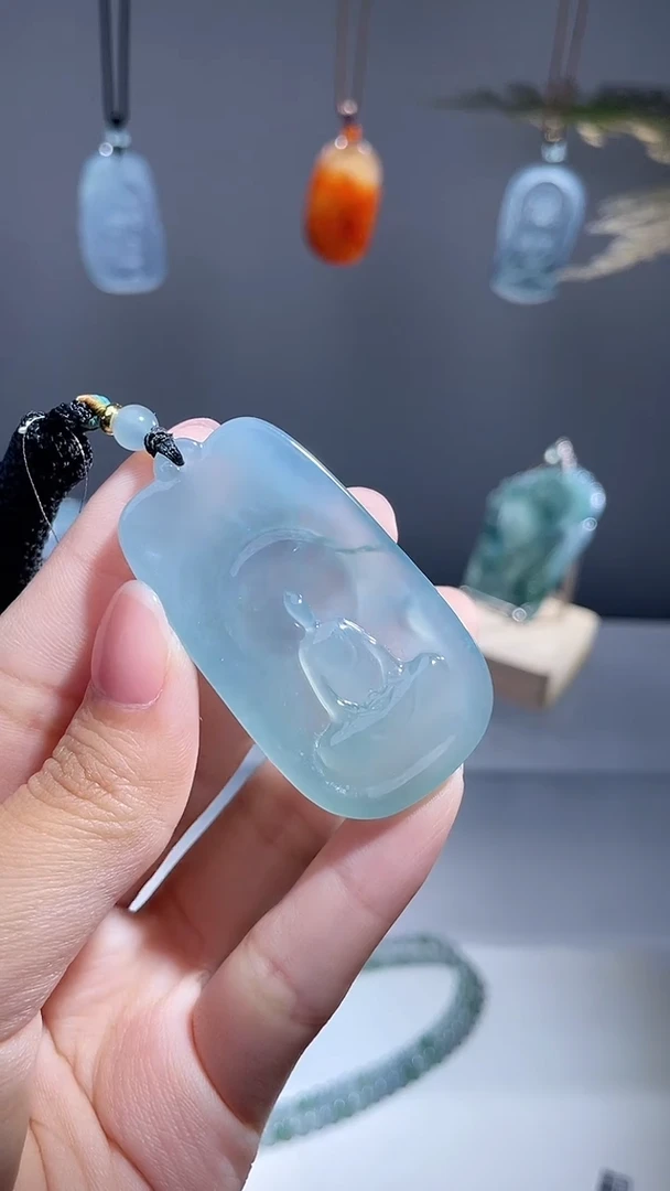 颈饰未镶嵌翡翠悟道