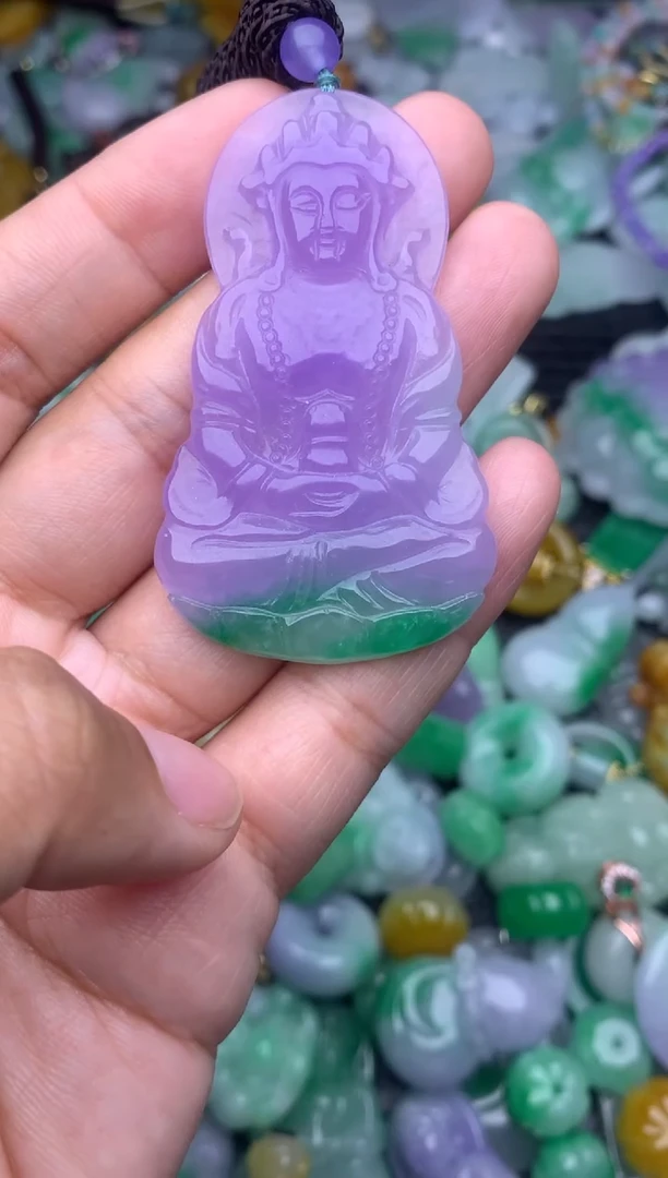 颈饰未镶嵌翡翠天然缅甸翡翠吊坠