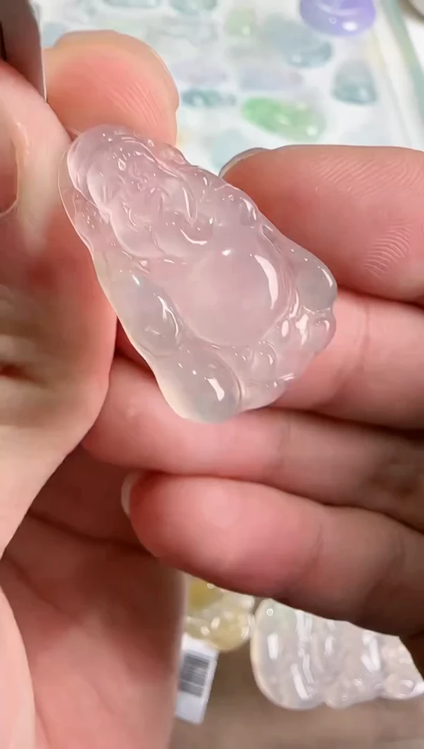 【闪购商品】翡翠吊坠(不含链)未镶嵌··