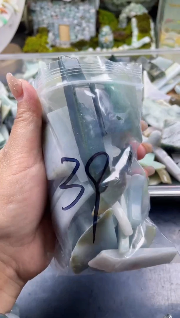 翡翠散珠天然翡翠大号500克39