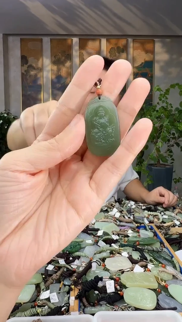 未镶嵌和田玉挂件拍一发一