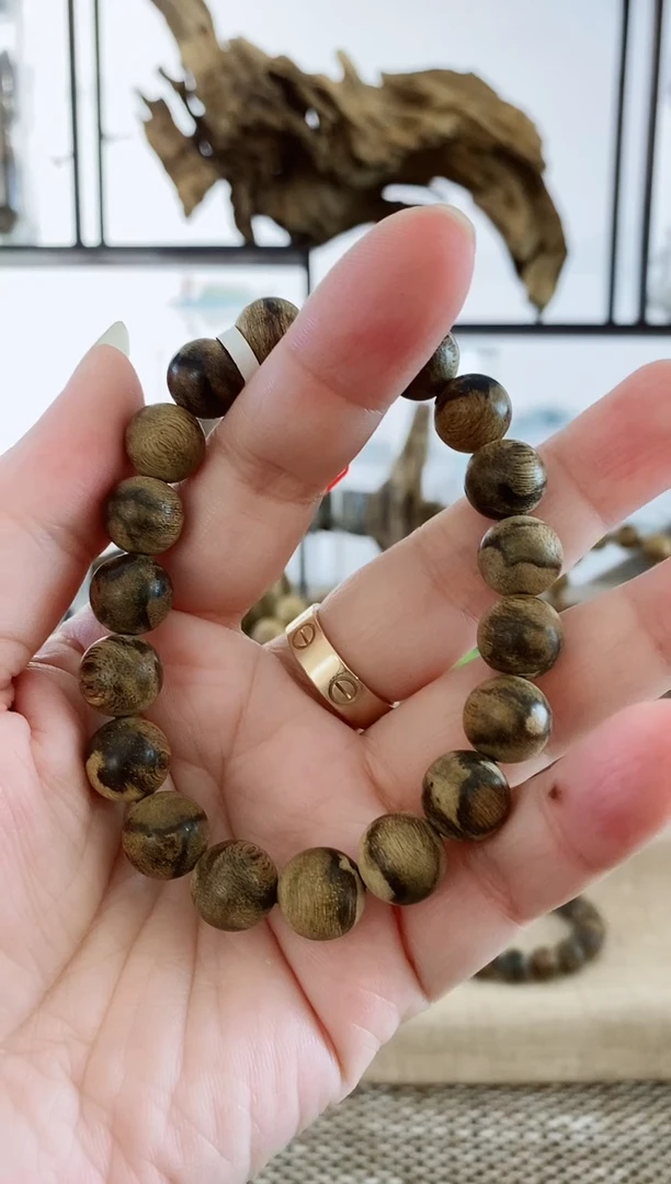 沉香手串正区金边水墨纹老料11+MM单圈