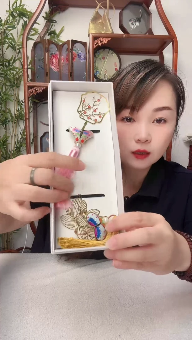 刺绣书签绣花非遗