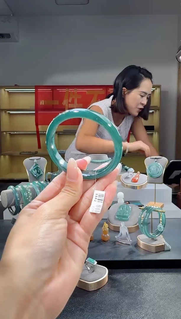 未镶嵌手镯翡翠56.5圈