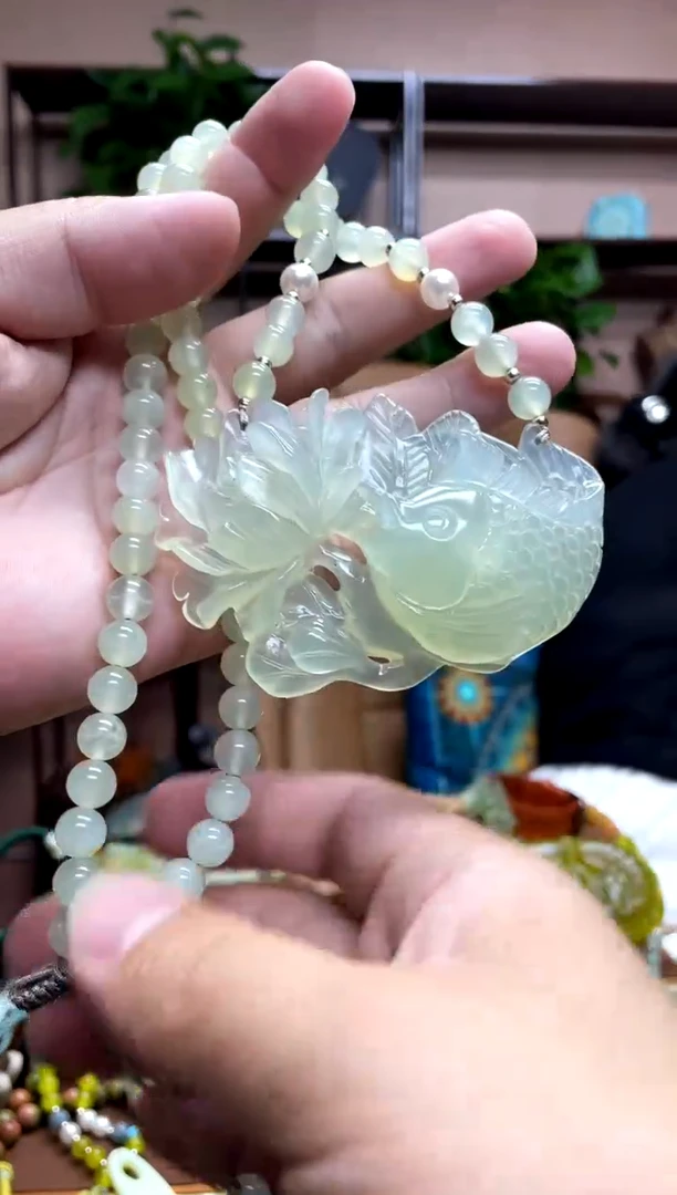 未镶嵌岫玉吊坠·