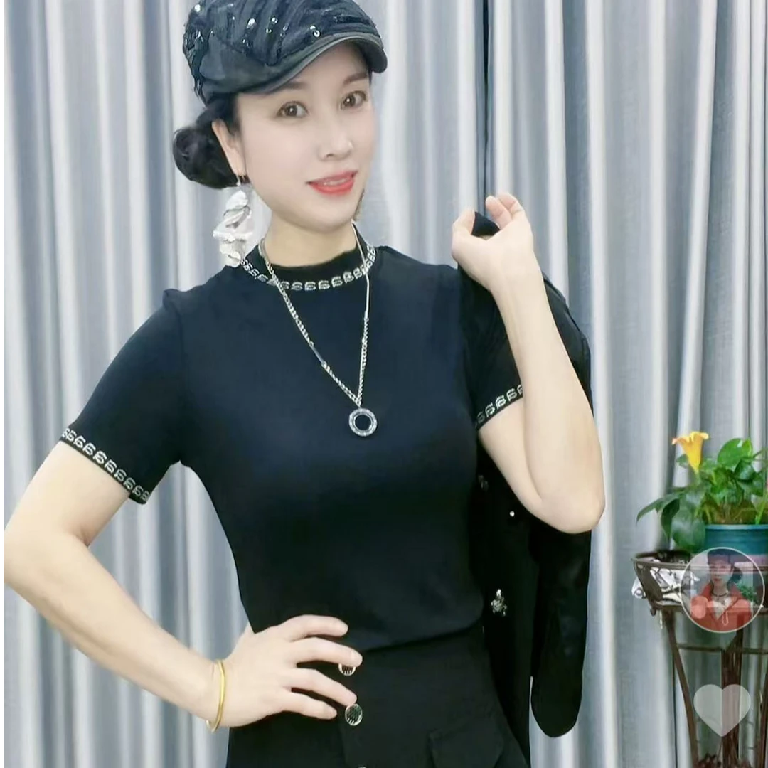 【懂你吴姐】2517韩衣轩领口烫钻短袖