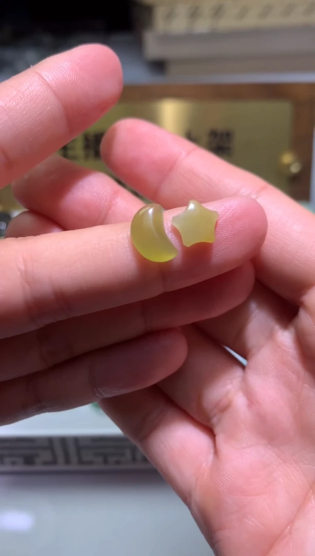 【闪购商品】定制翡翠未镶嵌毛货