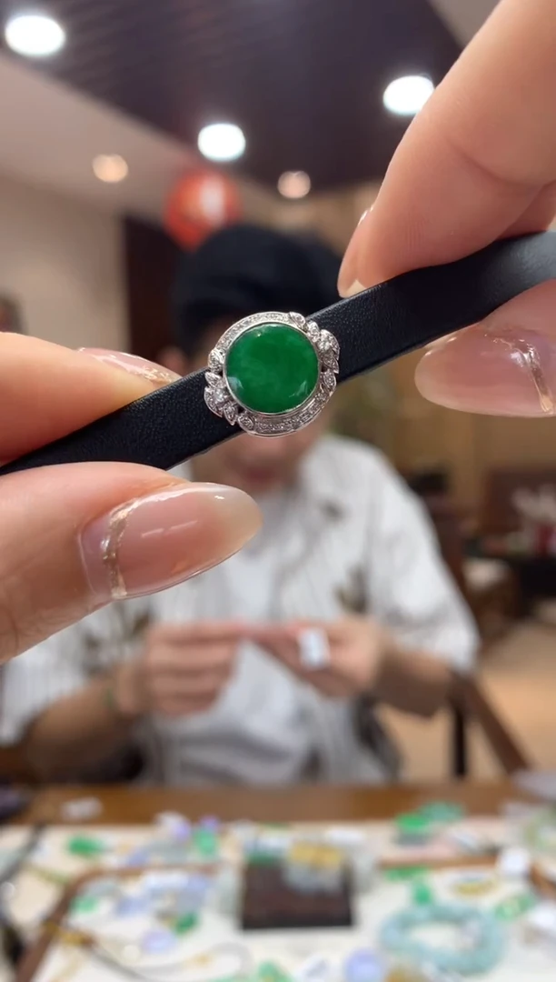 未镶嵌手链翡翠手链