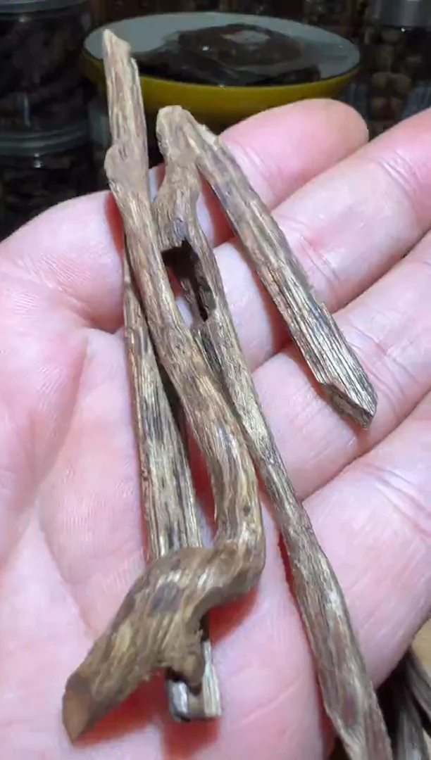 沉香沉香碎屑Z*莱特4.4克