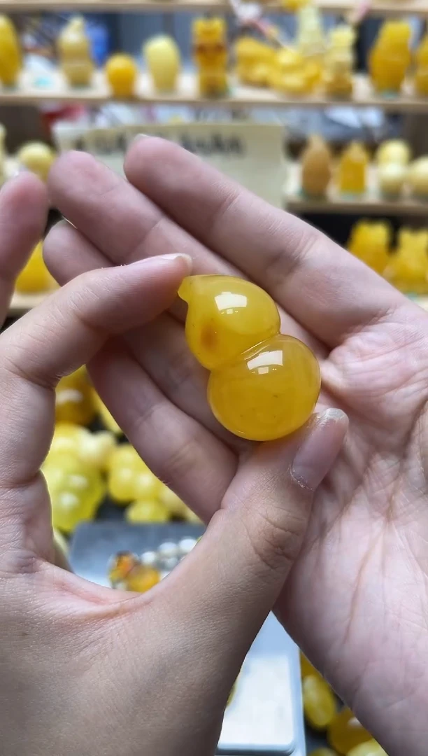 琥珀未镶嵌珠宝奇石065琥珀蜜蜡微瑕