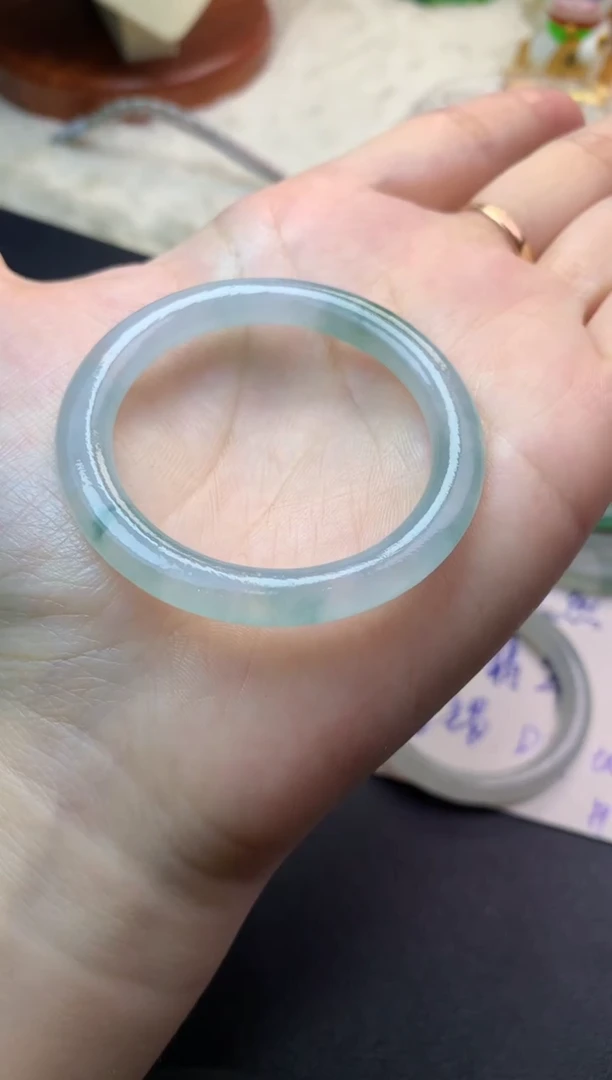 未镶嵌定制翡翠毛货