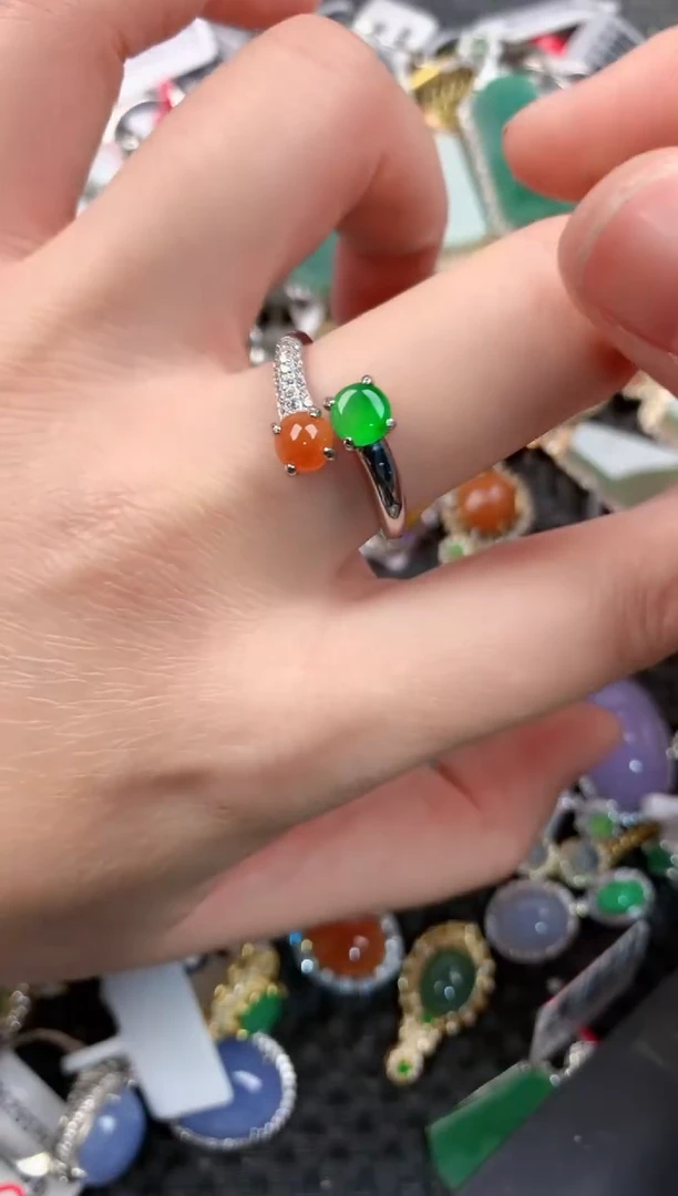 银S925镶嵌戒指翡翠888      3