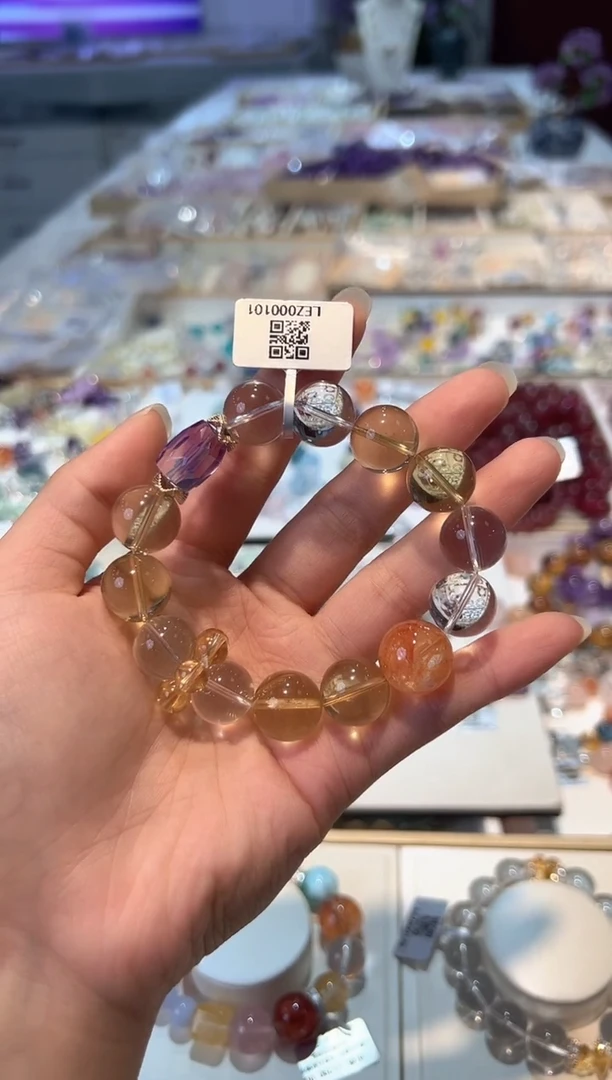 水晶手串未镶嵌手串