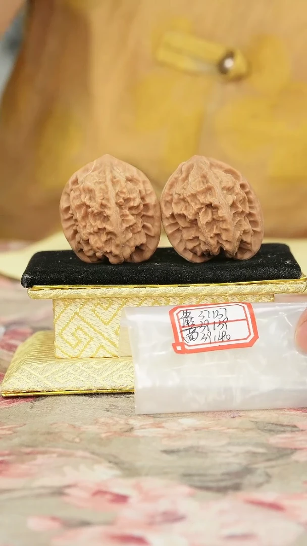 把件桃核马蹄111