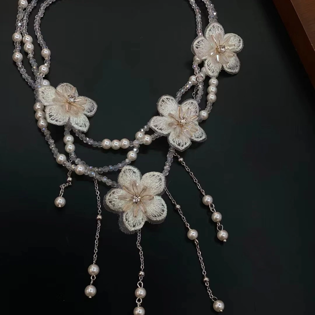 合金仿水晶吊坠 1088多层叠戴仿水晶串珠项链白色花卉点缀仿珍珠